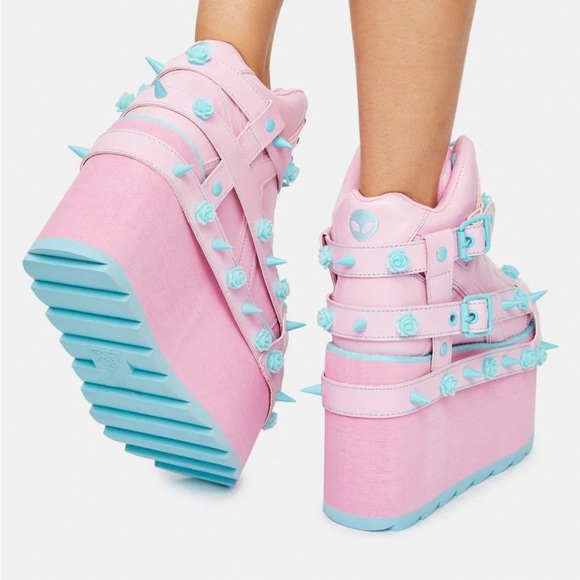 BABY PINK QOZMO BONDAGE ROSE PLATFORM SNEAKERS - Picture 3 of 10